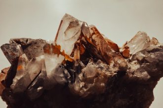 Amethist: het reinigen en opladen van je spirituele steen